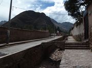 Portion du canal d'Urubamba, Pérou.jpg